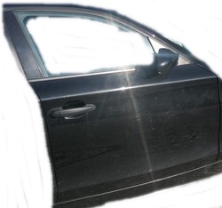 Bmw 1 e87 5d двері праві перед передні фото №1