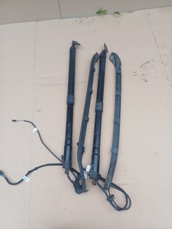 Амортизатор кришки багажника vw touareg ii 7p nr. 7p6827851d фото №1