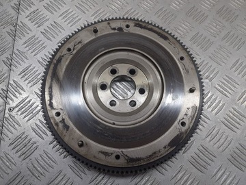 Колесо маховики vw golf v 1.4 r030105271d фото №1