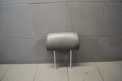 Подголовник перед тёмный серый audi a8 d2 фото №1