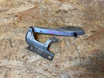 Петля капота правый перед переднее volvo v50 426-26 фото №1