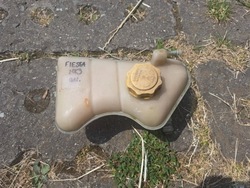 Ford fiesta mk3 бачок расширительный фото №1