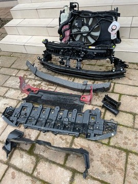 Toyota yaris iv гібрид pas переднє комплектний фото №1