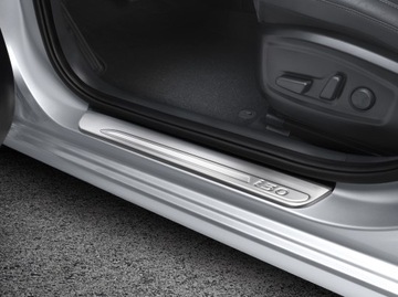 Hyundai оригинальный номер g4450ade00st накладка порога i30 2017- фото №1