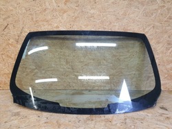 Alfa romeo giulia стекло зад 18 год фото №1