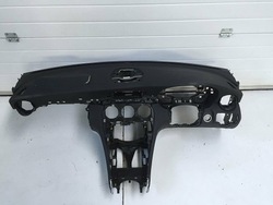 Mercedes c класс w205 панель капот консоль англичанин фото №1