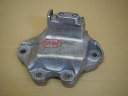 Лапи кронштейн коробки citroen peugeot 1.5 bluehdi фото №1