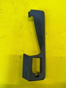 Заглушка ліва панелі розподільчої iveco daily 3802542 фото №1