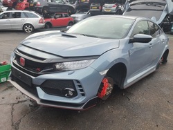 Honda civic x тип r nh788p 17- чверть права фото №1