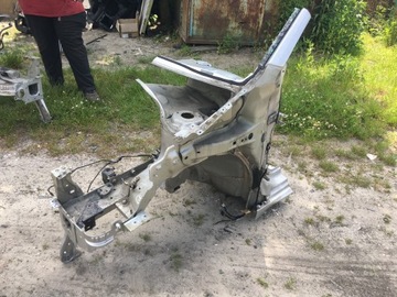 Четверть левая передняя левый перед peugeot 208 i фото №1