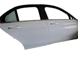 Mercedes c клас w205 205 двері праві передні задні акрил фото №1