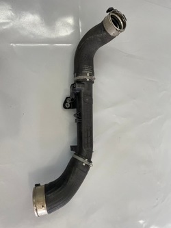 Volvo s90 ii 2.0 d4 шланг шланг труба інтеркулер 31686412 фото №1