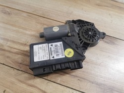 Двигунчик скло 8e0959801a лівий зад audi a4 b6 фото №1