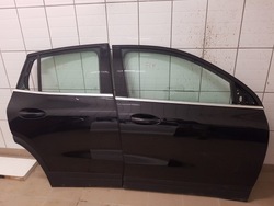 Mercedes h247 gla праві перед комплектні фото №1