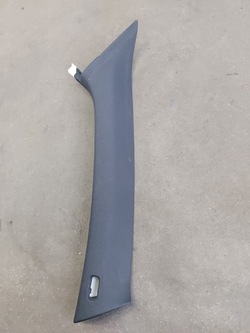 Захист стійка праві перед q5 8r sline 8r0867234 фото №1