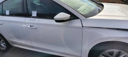 Двері праві перед lf9e оригінал skoda octavia iv фото №1