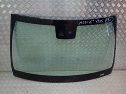 Mercedes c w205 стекло перед передняя лобовое фото №1