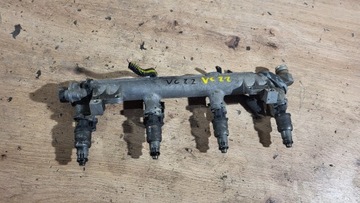 Планка вприскувальний opel vectra c 02-05 signum 2,2 16v фото №1