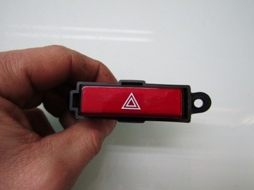 Hr-v ii 18r вимикач світла аварійних кнопка фото №1