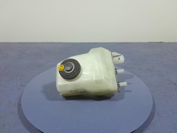 Toyota prius ii 03- бачок рідини гальмівного 132311-40120 фото №1