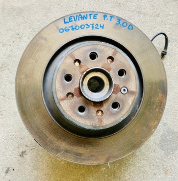 Maserati levante поворотна опора 067003724 праві зад фото №1