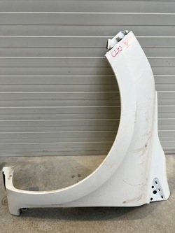 Крило лівий переднє перед renault clio iv фото №1