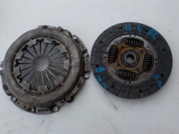 Hyundai i30 ceed i 1.6 16v g4fc зчеплення притиск + диск 8mm фото №1