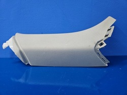 Audi e-tron 55 захист стійка оббивка лівий зад задня ліва 4ke867287 фото №1