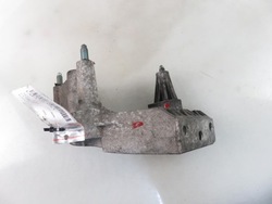 Лапи двигателя audi a2 1.4 tdi 045199207g фото №1