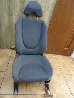 Honda jazz 1.2b 05' сиденье левый перед фото №1