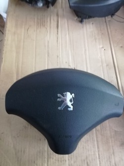 Peugeot 308 t7 подушка подушка безпеки водія фото №1