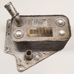 Радиатор масла saab 9-3 ii 1.9 tid 5989070241 фото №1