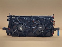 Комплект радіатор вентилятори volvo xc40 c40 ec40 ex40 polestar 2 ev400 фото №1