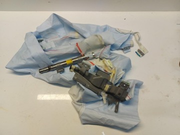 Toyota prius + шторка подушка безопасности левая фото №1