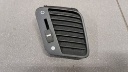 Решётка воздуховод правая audi a8 d2 4d0819794b фото №1