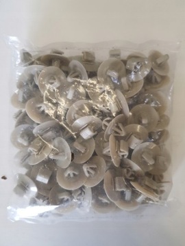 Кліпси накладка trafic vivaro primastar фото №1