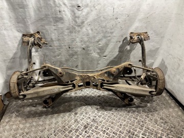 Подрамник зад opel vectra c 1,8b sedan фото №1