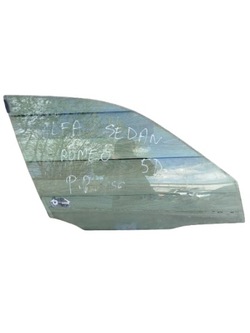 Alfa romeo 156 sedan стекло боковая правая передняя ukonesera фото №1