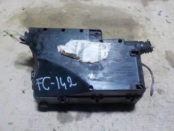 Коробка реле focus mk3 av6t14a142ab фото №1