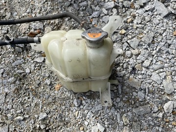 Navara d40 бачок бак расширительный жидкости фото №1