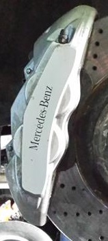 Зажимы тормозные левый правый перед mercedes amg фото №1