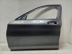 Двері ліві перед передні mercedes c-klasa w205 фото №1