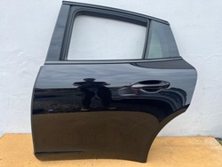 Двері ліві задні porsche panamera 971 колір lc9x pń фото №1