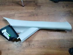 Mercedes vito w447 2021 захист стійка праві перед фото №1