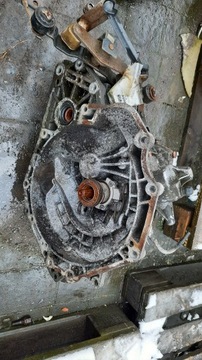 Коробка передач коробки передач opel vectra b 1.6b фото №1