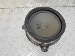 Динамік праві перед mercedes w168 фото №1