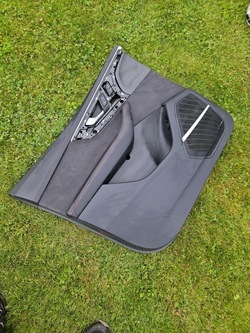 Боковина двері оббивка лівий перед європа audi q7 rsq7 sq7 алькантара фото №1