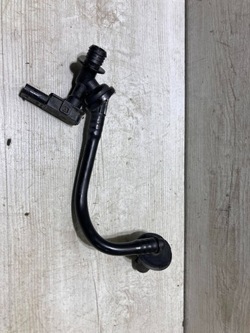 Audi a4 s4 b9 2016 шланг тиску клапан 1.4 tsi фото №1