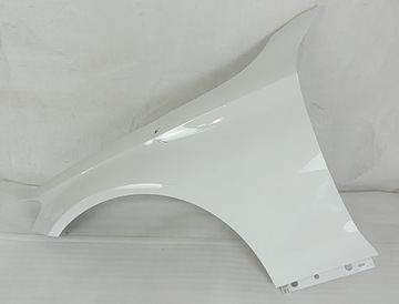 Крило лівий перед mercedes c-klasa w205 2014- фото №1