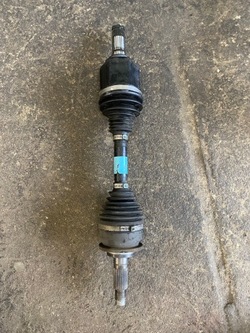 Ford ranger v 3.2 піввісь ліва eb3g-3a428-ea фото №1